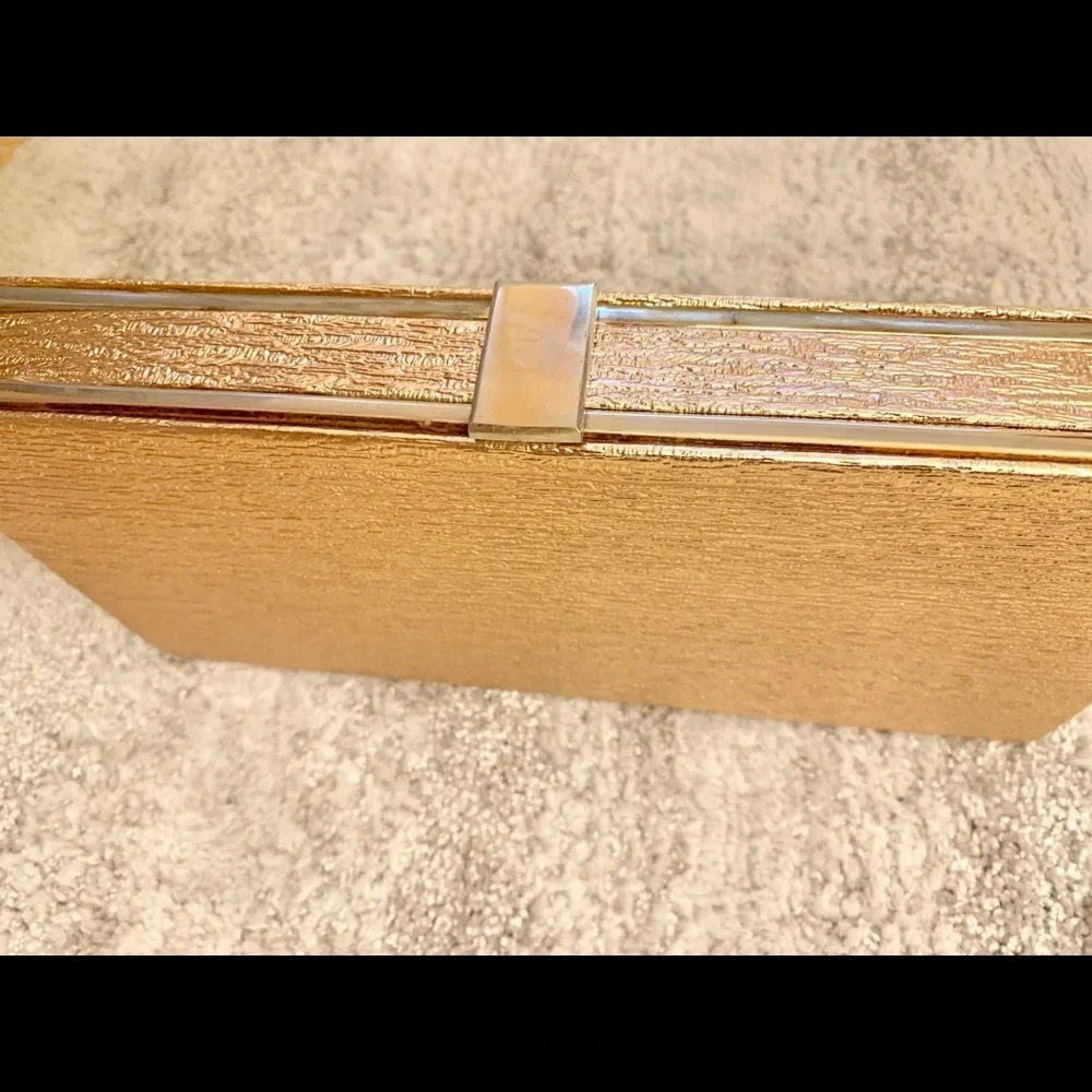 Rose gold box clutch with chain - NWT - Picture 3 of 5